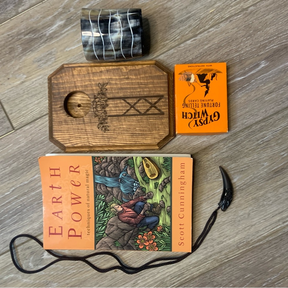 Witchy altar bundle with Wooden tea light Holder, book, cards, cup and necklace